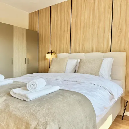 Central Comfort Stay & Free Parking 아파트 스타라 자고라