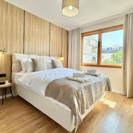 Central Comfort Stay & Free Parking 스타라 자고라
