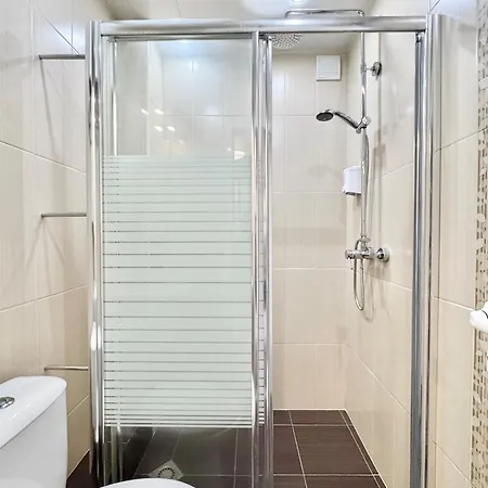 Comfort & Free Parking Apartament
