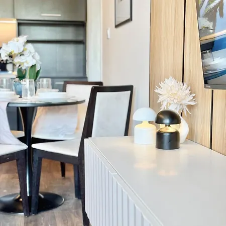 Comfort & Free Parking Apartament
