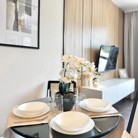 Comfort & Free Parking Apartament
