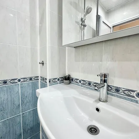 Comfort & Free Parking *